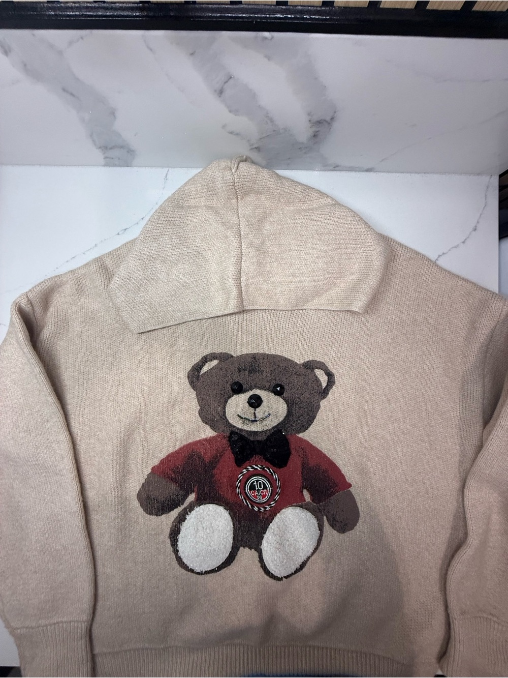 Cliché Beige sweater with Teddy Bear Graphic